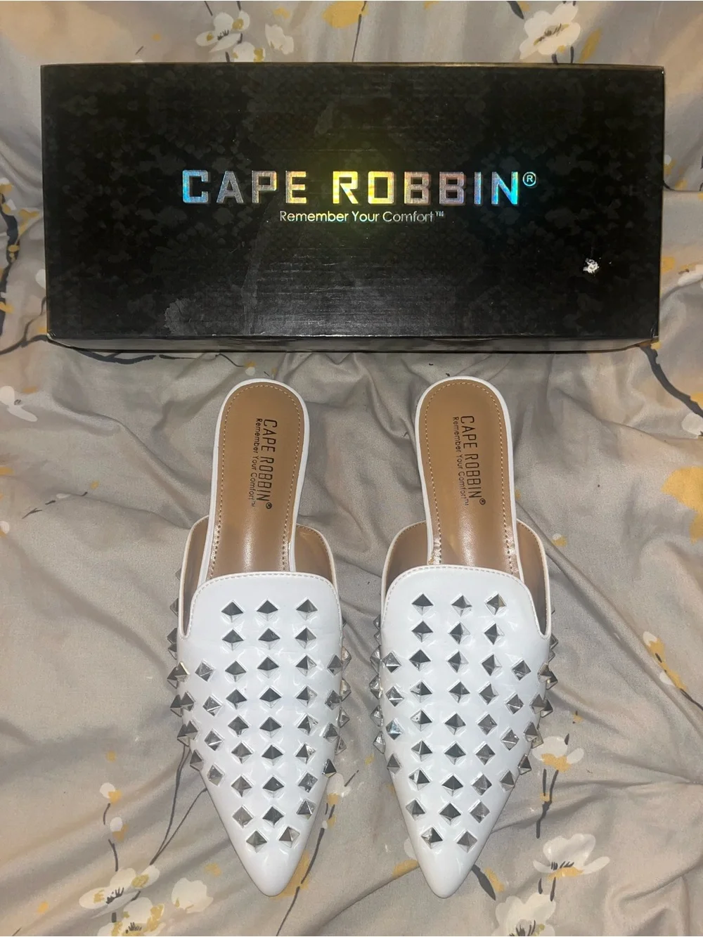 Cape Robbin White Studded Pointed Mules